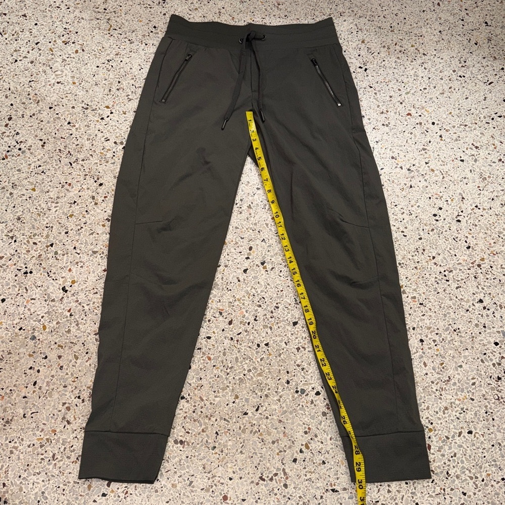 Athleta green Trekkie North Jogger 6T tall pants - Picture 8 of 9